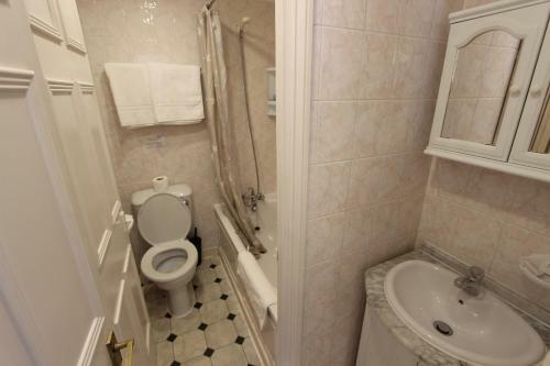 Stay-in Apartments Queensway