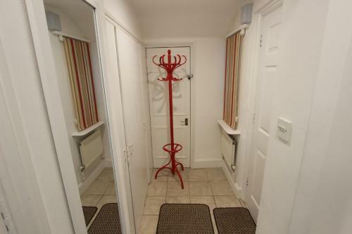 Stay-in Apartments Queensway