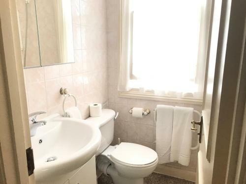 Stay-in Apartments Queensway