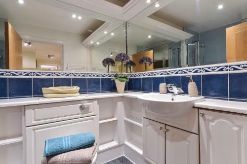 South Bank N�k� Apartments