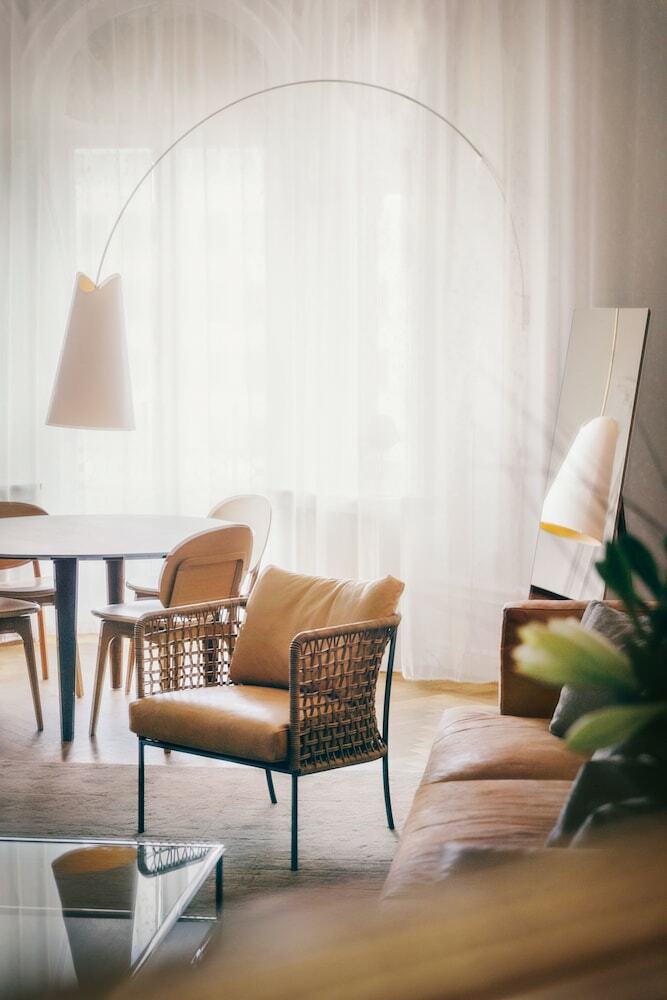 Hotel Nobis