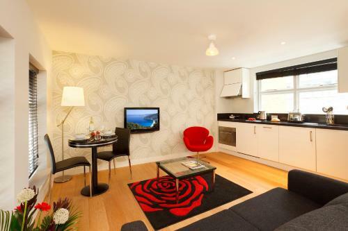 Apartamentos Saco Fleet Street, Crane Court