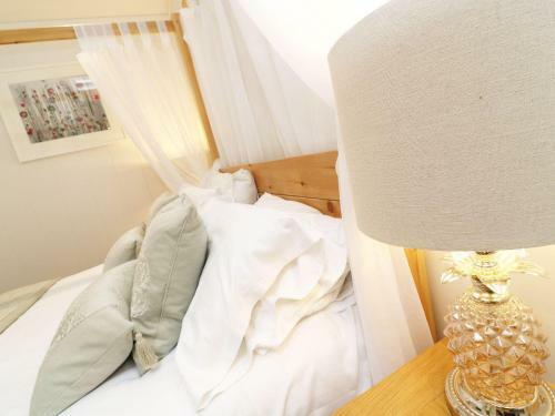 2 Stonerush Valley, Looe