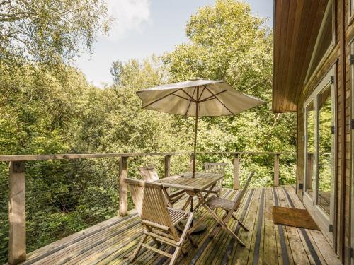 1 Streamside, Looe