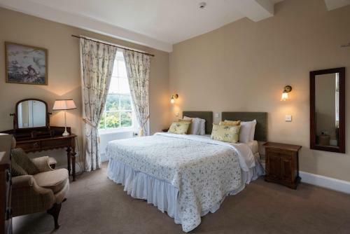 Hotel Dinham Hall & Elliotts Bistro