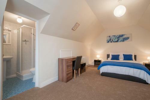Hostal Two Bedroom Serviced And Fully Equipped House