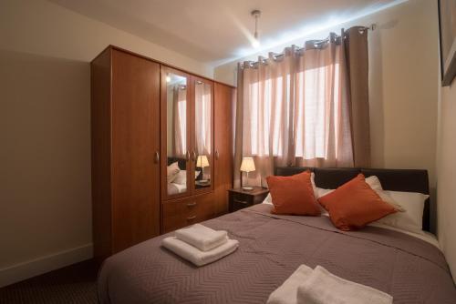 Apartamento Two Bedroom Fully Serviced House