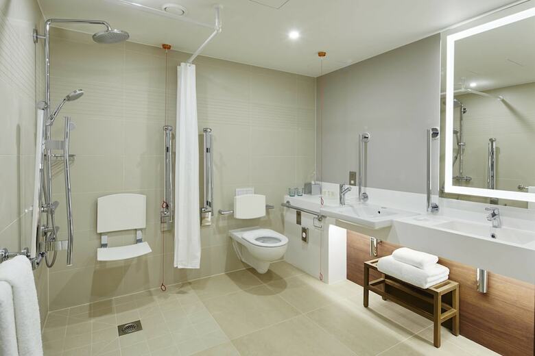 Hotel Courtyard By Marriott Luton Airport