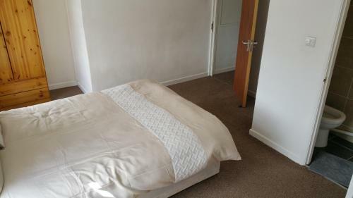 Hostal 140 Midland Road