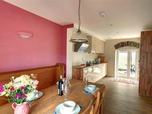 Holiday Home Rose