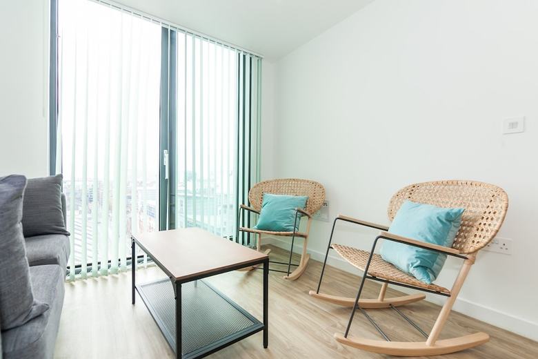 2 Bedroom Apartment With Stunning Views