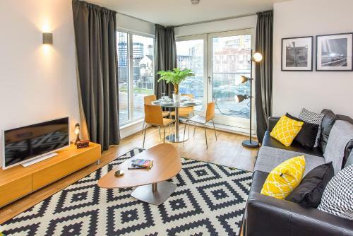 Approved Serviced Apartments Skyline