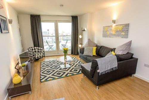 Approved Serviced Apartments Skyline