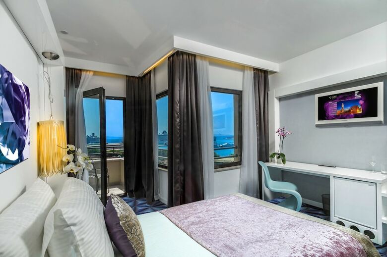 Hotel Luxe