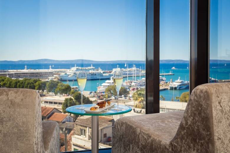 Hotel Luxe