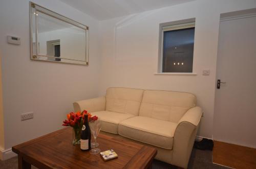 2 St Catherines Apartments