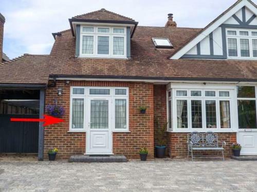 The Annex, Littlehampton
