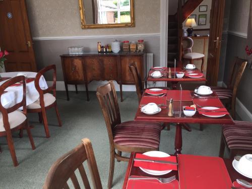 Hostal Kenmore Guest House