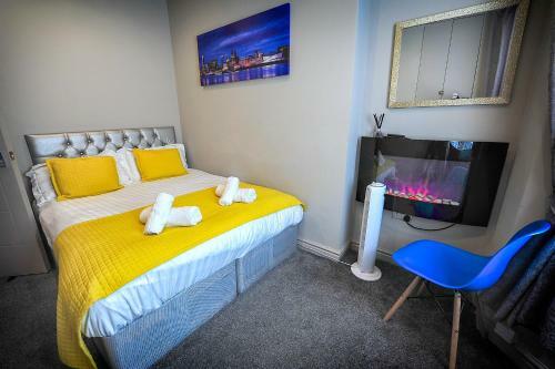 Beatles Themed Beautiful & Cosy 3 Bedroom House