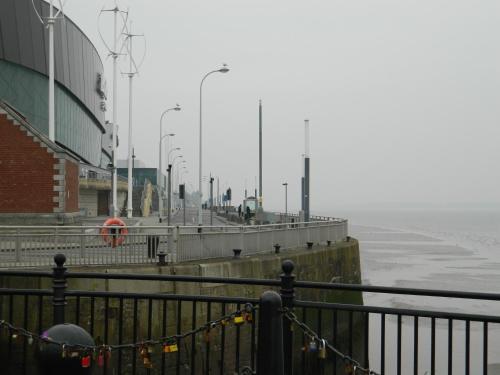 Liverpool City Waterfront Apartment