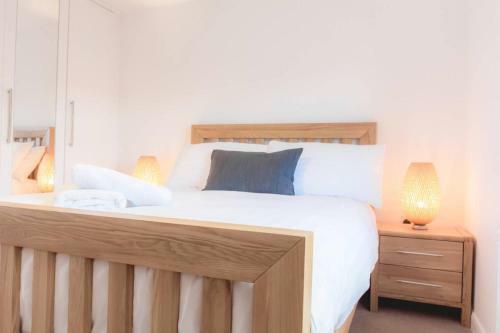 Vauxhall Apartment
