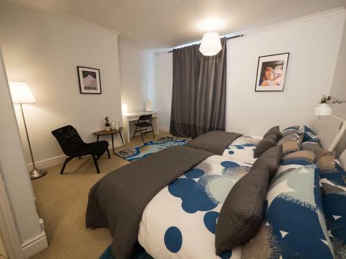 Atlantic Apartments