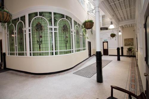 Intown - Victoria Street Apartments