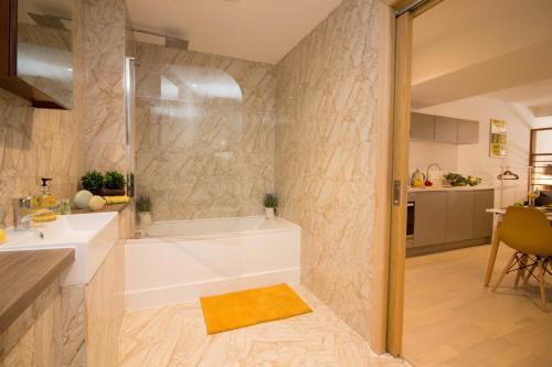 Intown - Victoria Street Apartments