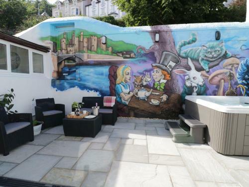 Tan Tabin, Llandudno