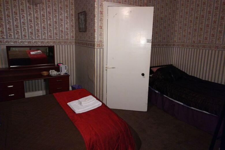 Overton Villa Hotel