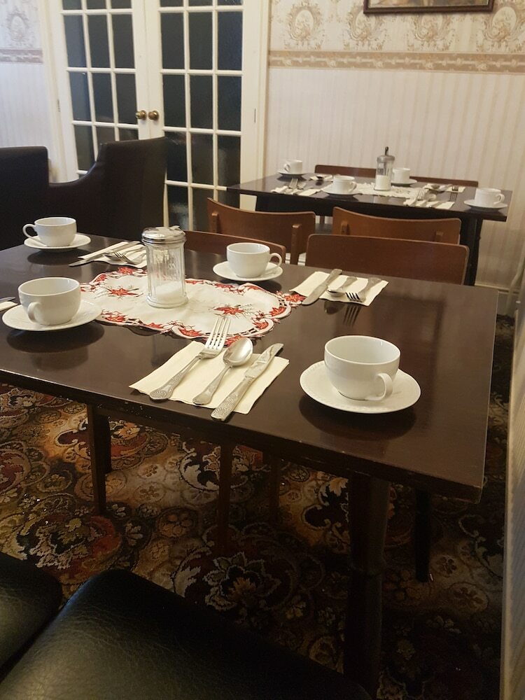 Overton Villa Hotel
