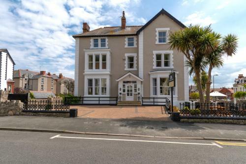 Hotel Lansdowne House With Private Car Park