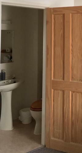 Hostal Astonwood Hotel