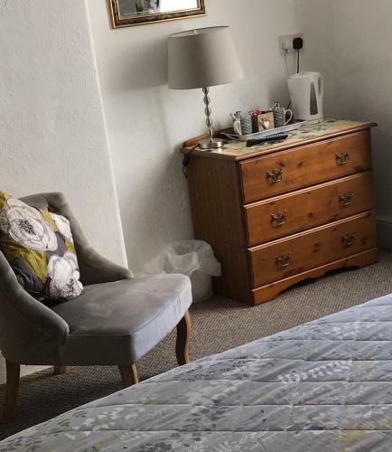 Hostal Astonwood Hotel