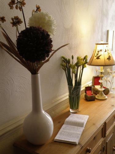 Hostal Astonwood Hotel