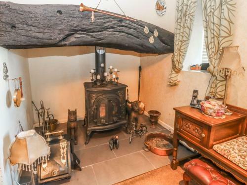 Hendre Bach, Llangefni