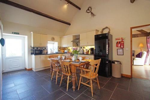 Bythynnod Lleuddad Cottages