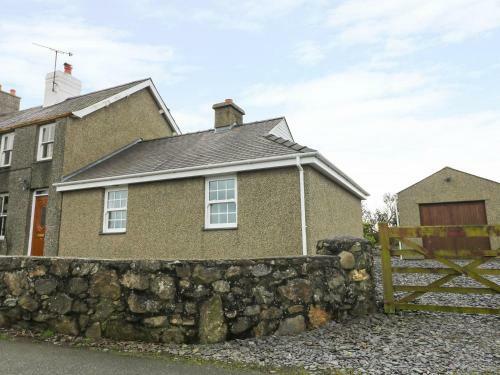 Bryn Lleuddad, Pwllheli