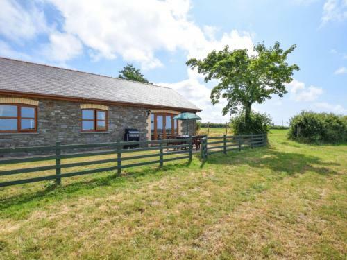 Holiday Home Dinas Y Gadair