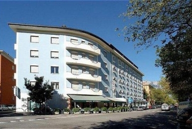 Hotel Everest