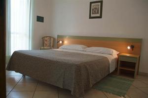 Hotel Sairon Club Village