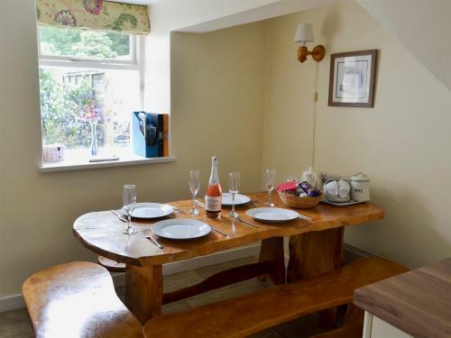 Woodside Cottage