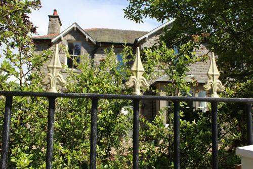 Bed & Breakfast Lowfield