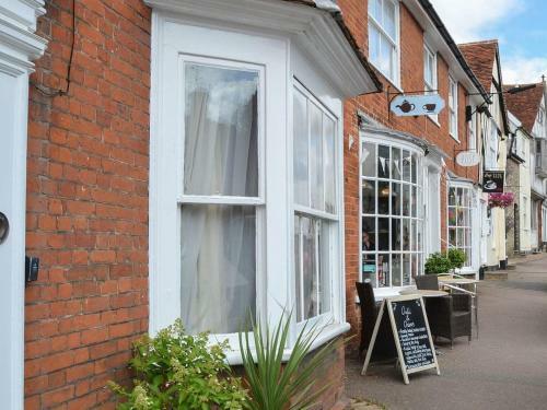 Red Brick Cottage