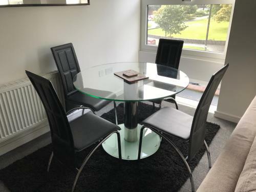 Leamington Spa Serviced Apartments - The Space