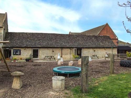 Bull Pen, Lechlade
