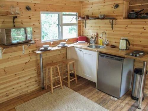 Waney Lodge