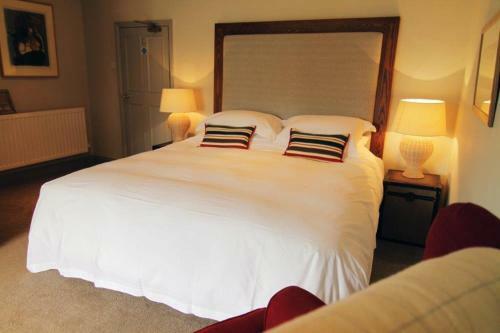 Hotel Five Alls