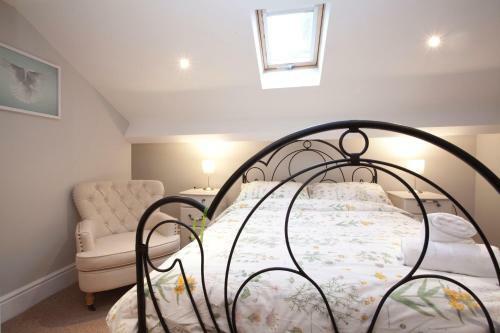 Two Bedroom Luxury Apartment By Town Hall