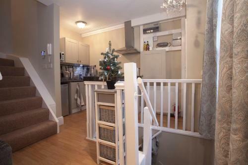 Two Bedroom Luxury Apartment By Town Hall